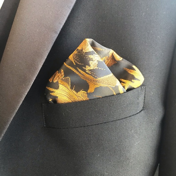 Set of 11 Vintage Pocket Squares - Picture 2 of 3